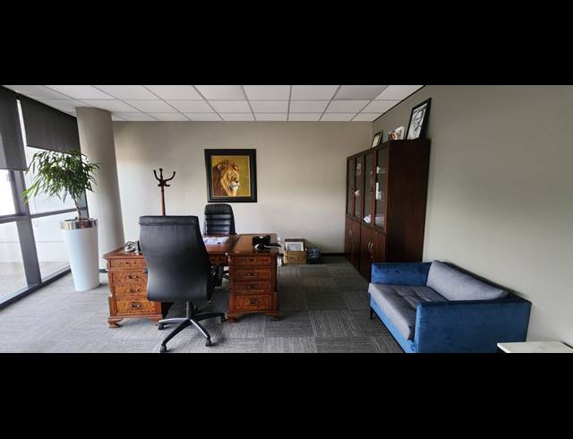 195M² OFFICE TO LET IN ROSEBANK